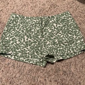 Crew city fit shorts